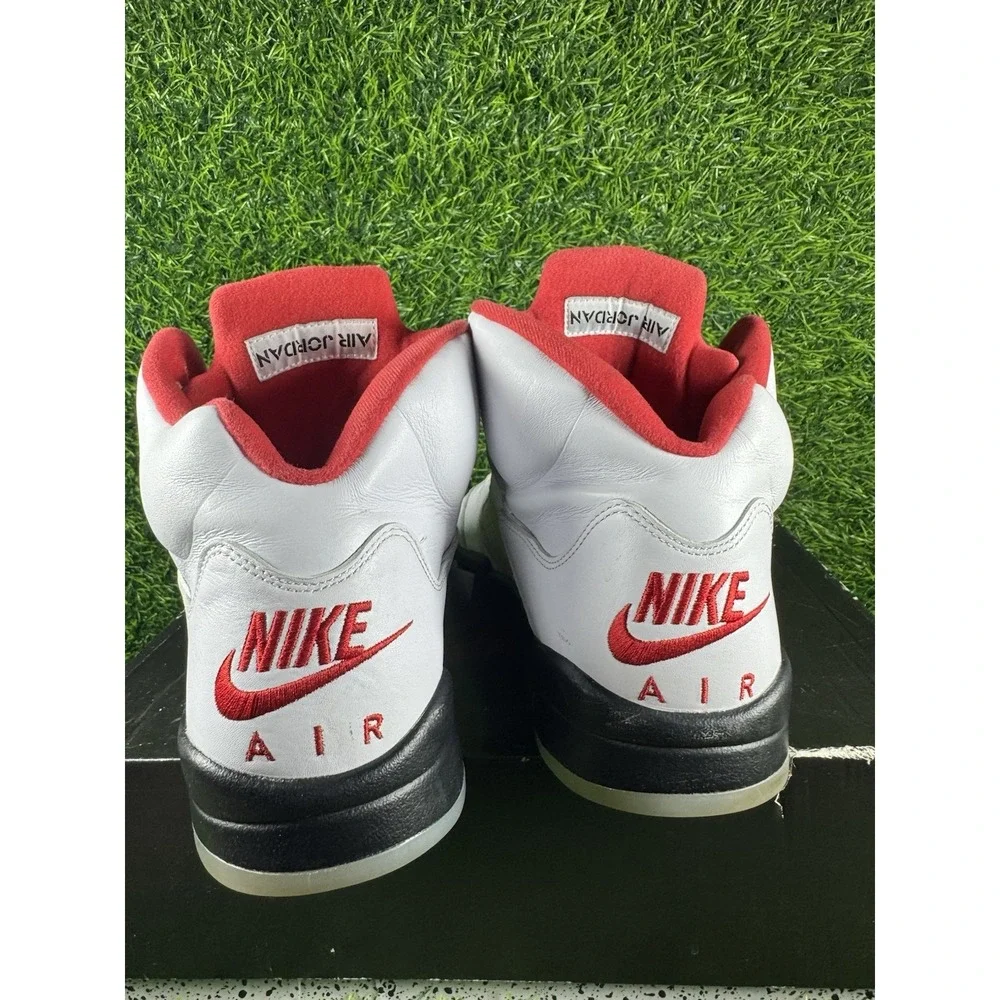 Nike Air Jordan 5 Men's Fire Red Size 13